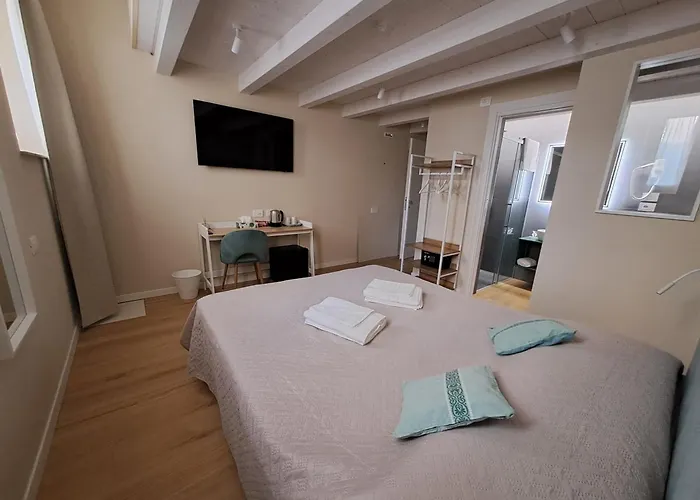 Photomusic Boutique Gasthof Senigallia